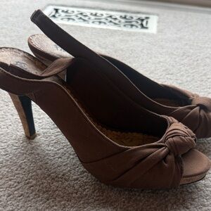 Fioni Brown Knotty Sandals